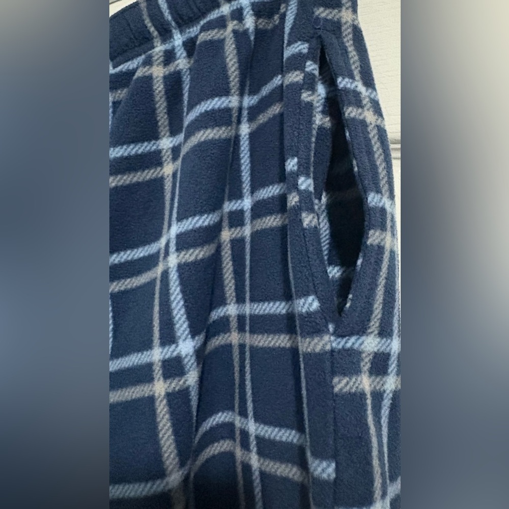 Unisex Flannel PJ Bottoms With Pockets - Picture 4 of 4
